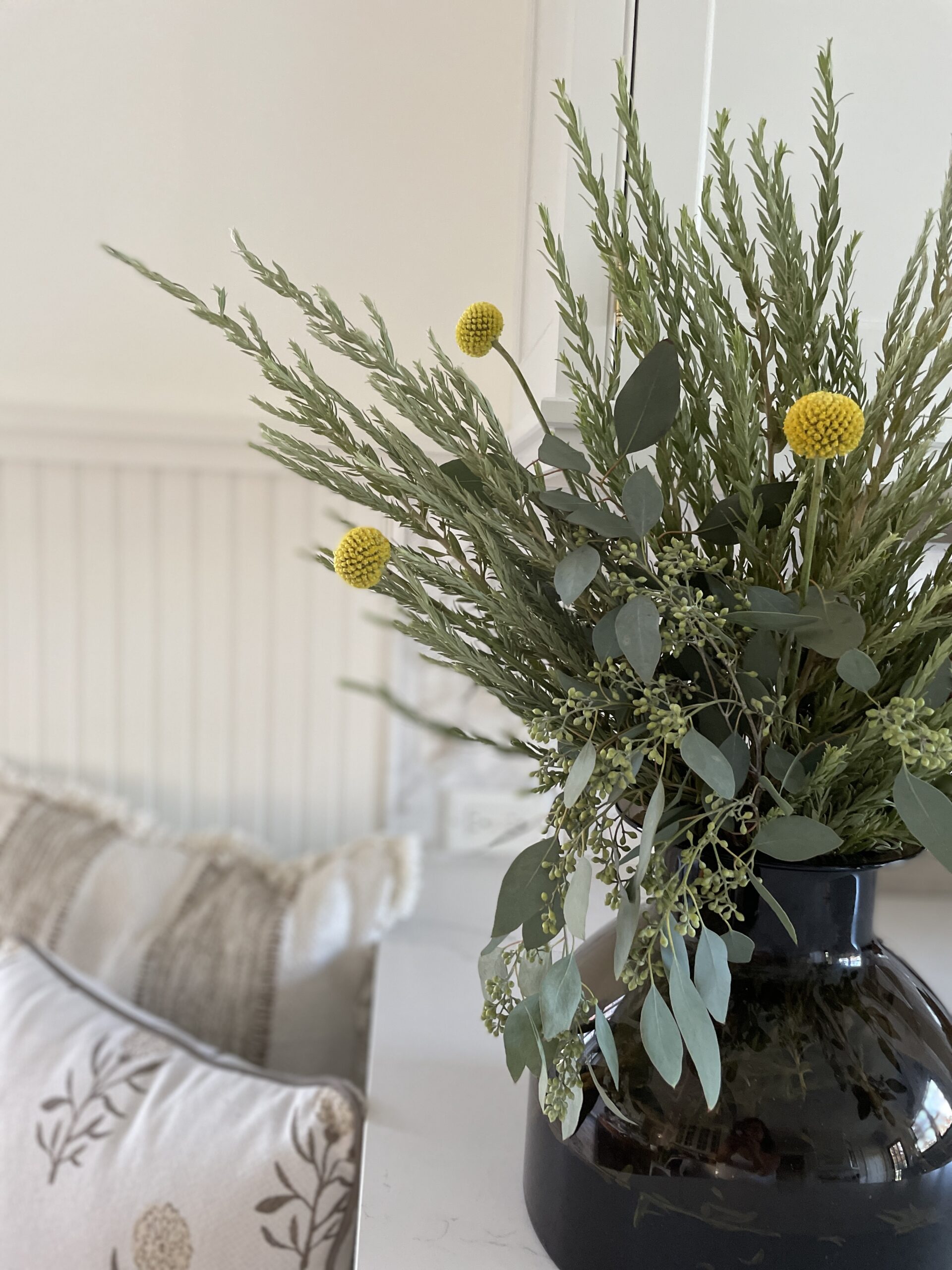 https://whytebirchinteriors.com/wp-content/uploads/2021/12/IMG_2134-scaled.jpg